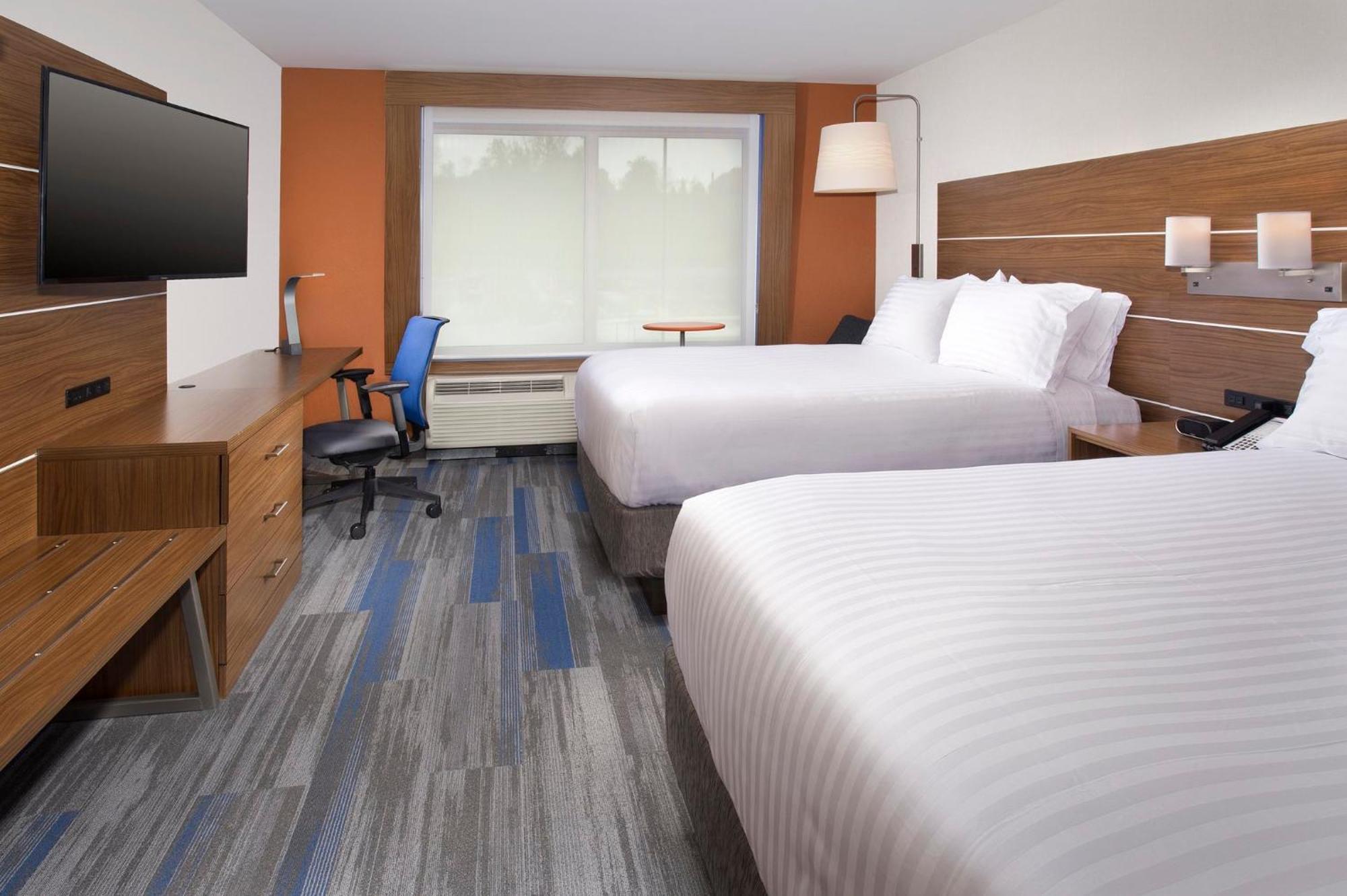 Holiday Inn Express & Suites By Ihg Altoona By Ihg Εξωτερικό φωτογραφία